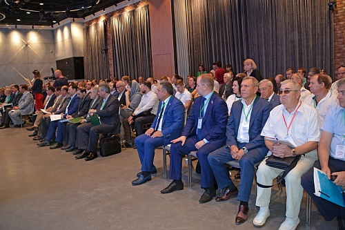 Thermal insulation Bronya at the meeting of the International Council for Business Cooperation of Chambers of Commerce and Industry of the countries of the Caspian region (photo)
