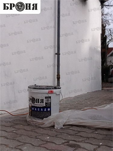 Thermal insulation Bronya on the facade and inside the walls of a private house in Hungary (photo)