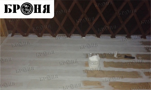 Waterproofing a wooden floor on the veranda in Almaty, Republic of Kazakhstan (photo)