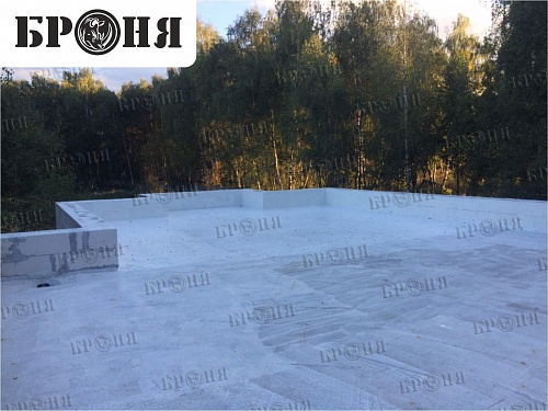 Waterproof insulation Bronya AquaBlock on the roof of the apartment building (Moscow region)
