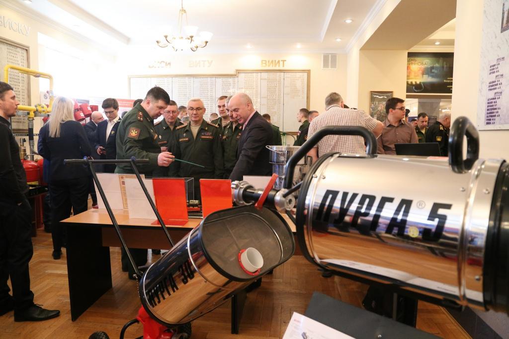 НПО Броня на научно-технической выставке «День инноваций» материально-технического обеспечения Вооружённых сил РФ