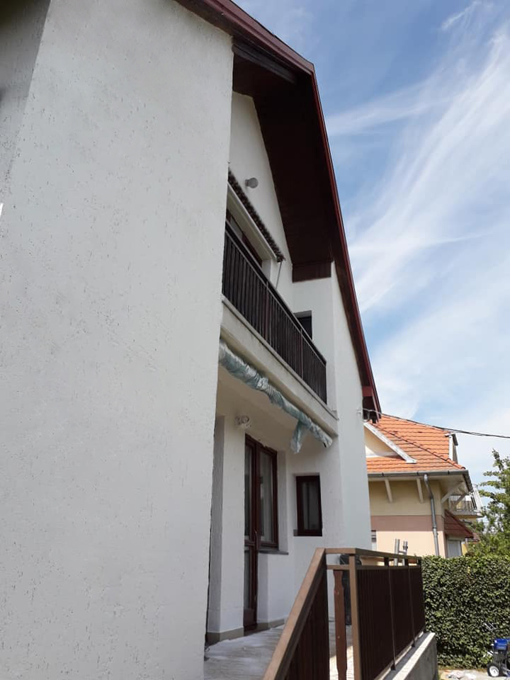 Очередной коттедж с Венгрии. Применение Броня Фасад для теплоизоляции фасада семейного дома Будапешт (фото)