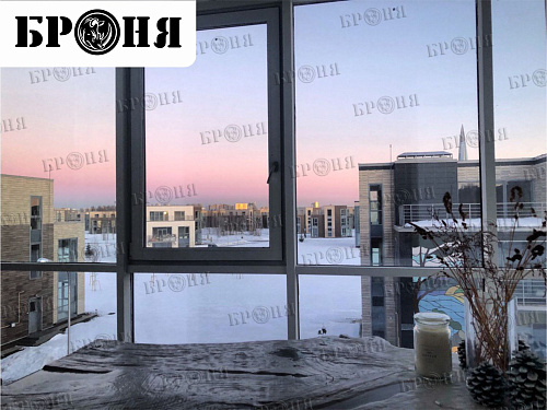 Теплоизоляция Броня при утеплении витражных рам и полов балконов в жилом комплексе «Лахта Парк» г. Санкт-Петербург (фото)