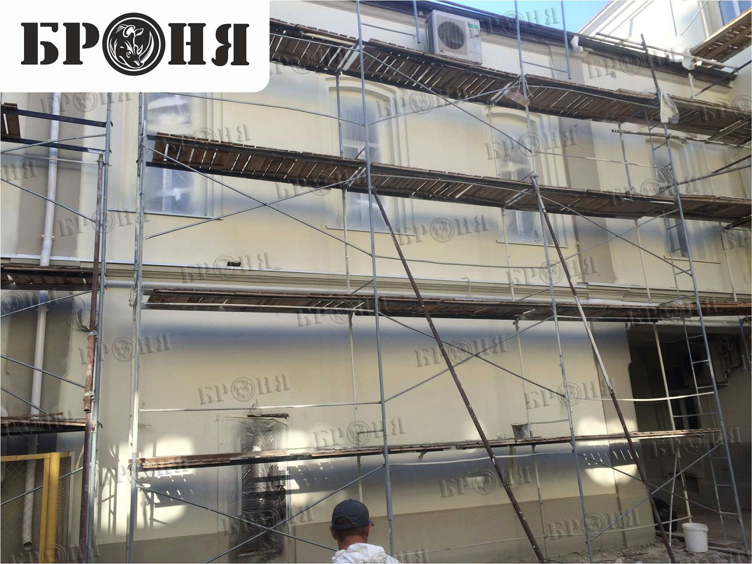 Thermal insulation Bronya on an architecture monument - Bonotel hotel in Astrakhan