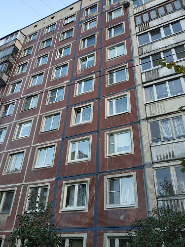Броня "Акваблок Эффект" на страже межпанельных швов на девятиэтажном доме по пр. Луночарского 21/2 г. Санкт-Петербург. (фото)