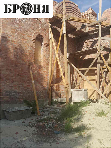 Thermal insulation Bronya during the construction of the Temple in honor of the Mother of God icon of her, "The Deliverer" (Rostov-on-Don)