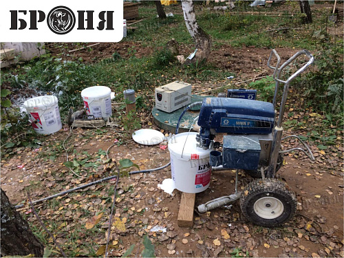 Waterproof insulation Bronya AquaBlock on the roof of the apartment building (Moscow region)