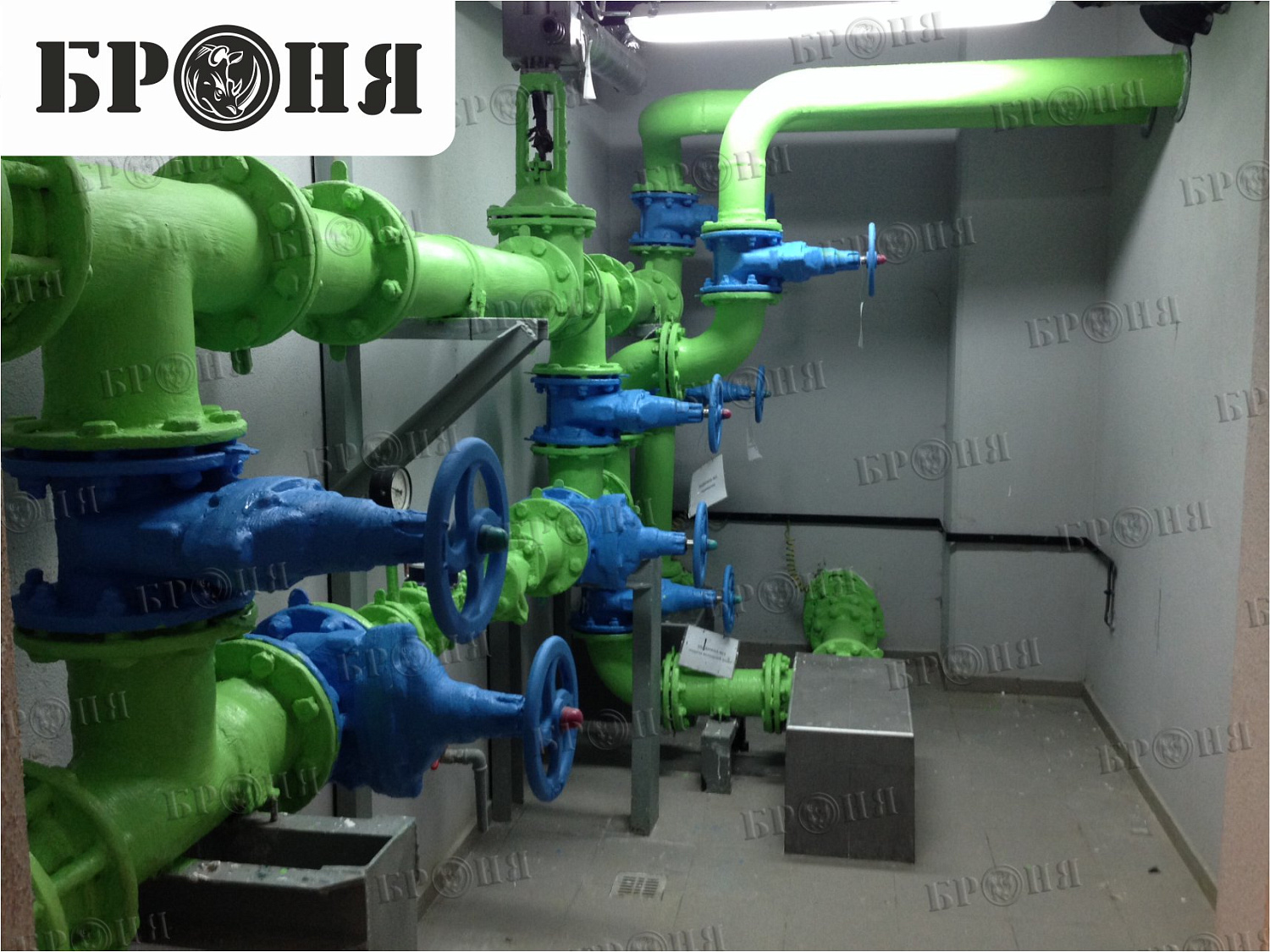 Москва, Бизнес центр "Four Winds Plaza", Теплоизоляция водомерного узла