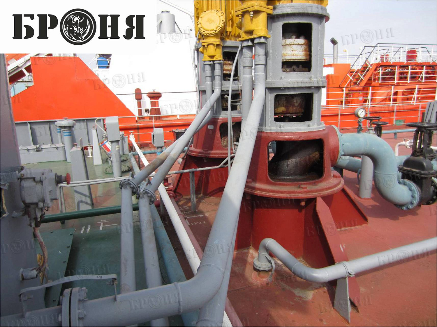 Волгоград, речная баржа