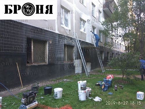 Теплоизоляция Броня Стена при утеплении стены квартиры на 2 этаже жилого дома п. Ржавки, Московская область (фото)