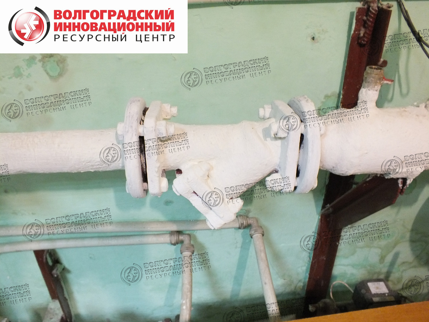 Ulyanovsk, elevator unit of the "Pyatoe Solntse" (Fifth Sun) entertainment center