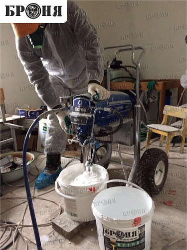 Thermal insulation Bronya during the warming of a private house in Khabarovsk (photo + video)