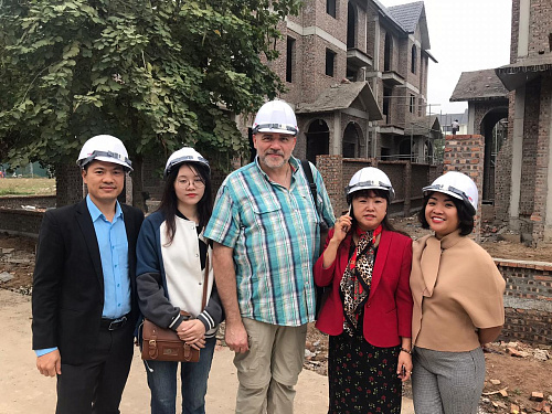 Команда Броня во Вьетнаме и Презентация Броня Классик предприятиям Вьетнама (фото и видео).