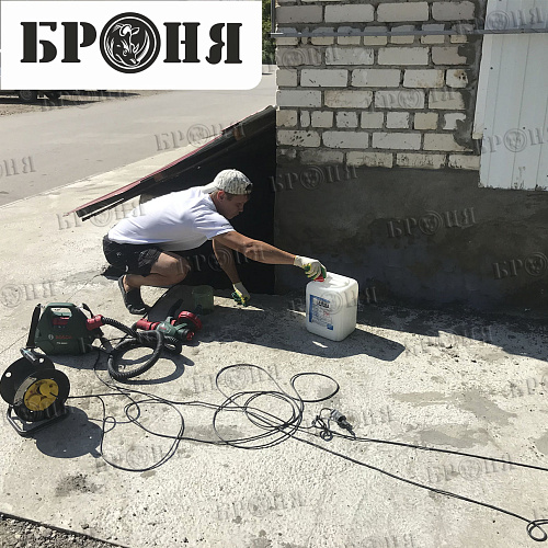 Теплоизоляция цоколя будущего спортивного клуба в г. Жигулевск Самарской области ( фото и видео ).