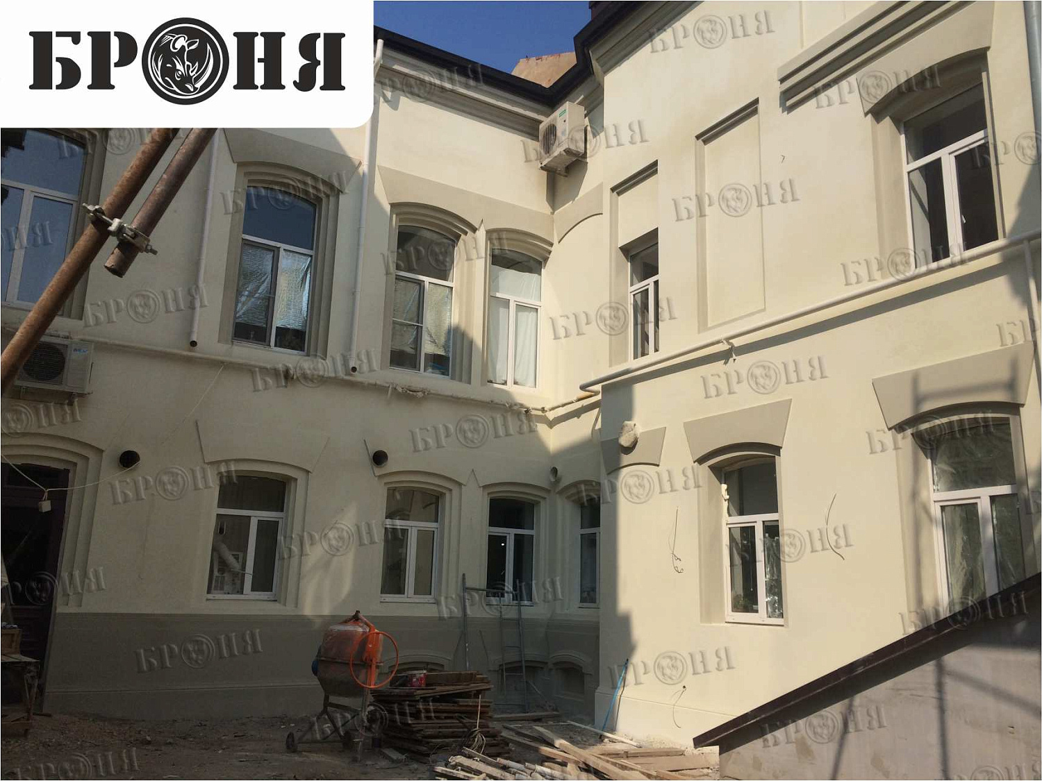 Thermal insulation Bronya on an architecture monument - Bonotel hotel in Astrakhan