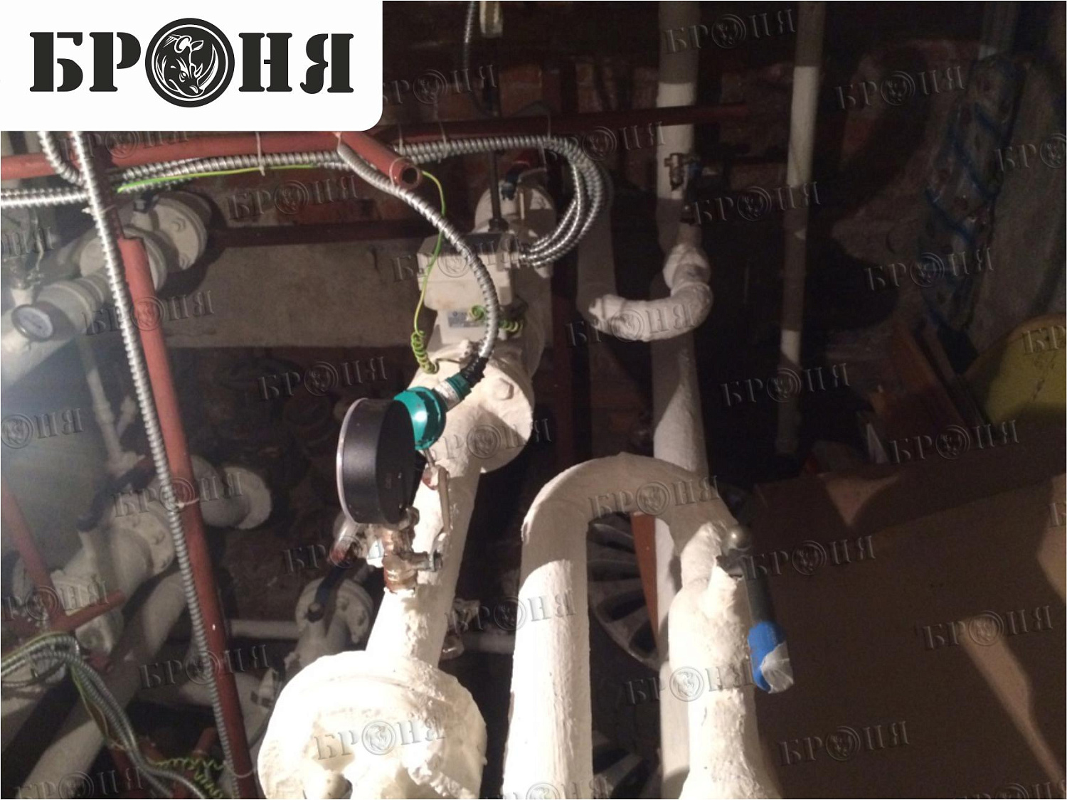 Москва, Теплоизоляция Броня на трубопроводе и тепловом узле многоквартирного дома