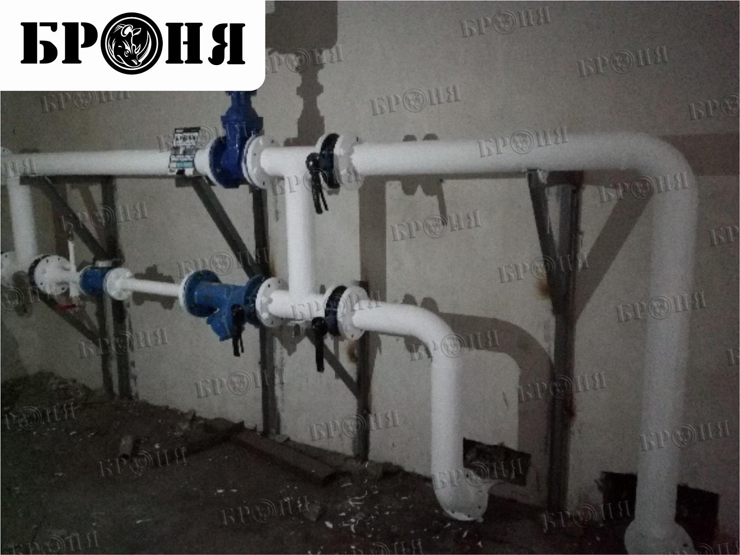 Perm, pipelines of the "Vyshe Mira" (Higher than the World) residential building