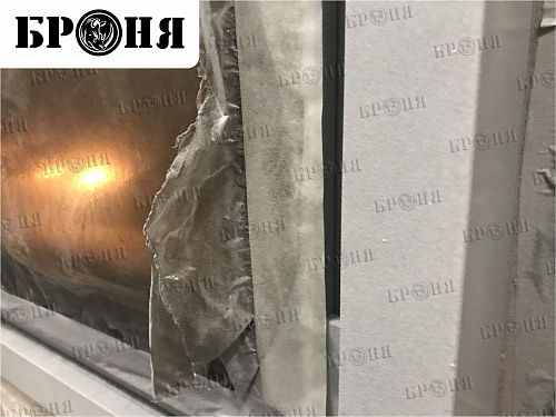 Теплоизоляция Броня при утеплении витражных рам и полов балконов в жилом комплексе «Лахта Парк» г. Санкт-Петербург (фото)