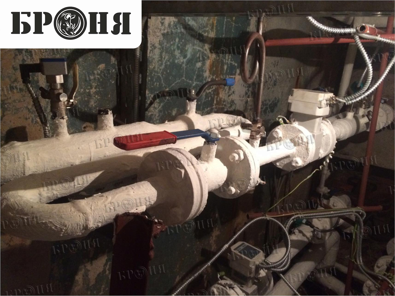 Москва, Теплоизоляция Броня на трубопроводе и тепловом узле многоквартирного дома