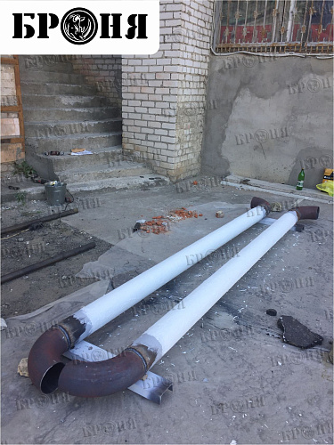 Thermal insulation Bronya on the heating pipeline of the Volgograd State Socio-Pedagogical University (photo)