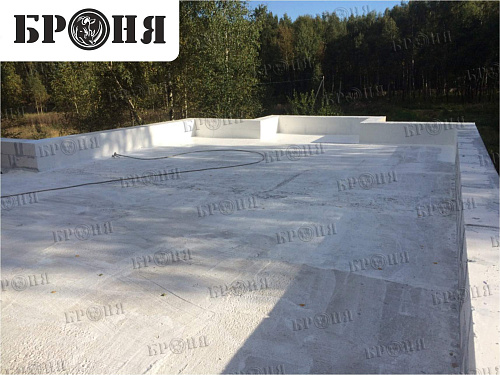 Waterproof insulation Bronya AquaBlock on the roof of the apartment building (Moscow region)