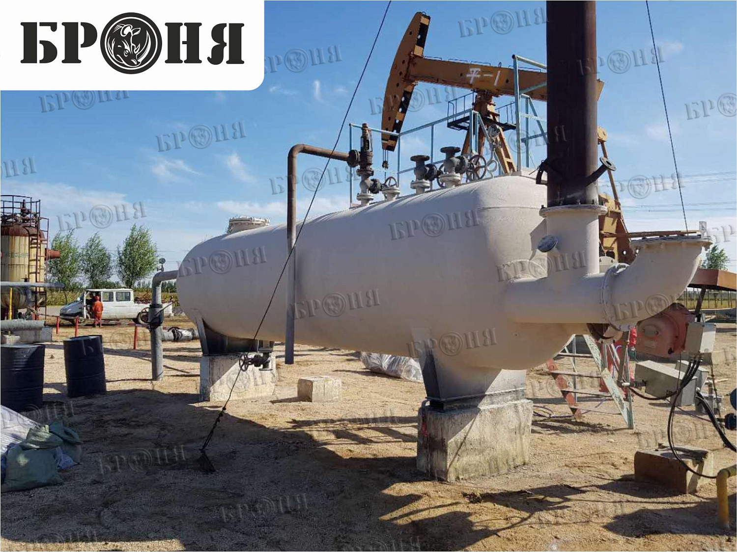 Китай, емкостное оборудование нефтепровода