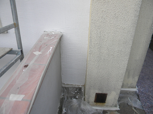 Броня Фасад НГ на фасаде виллы коммуны Кастильон-Фьорентино, Ареццо, Италия (фото+видео)