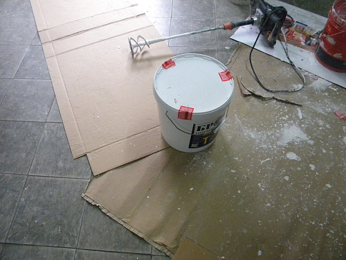 Bronya Facade NF on the facade of a villa in the commune of Castiglion Fiorentino, Arezzo, Italy (photo+video)