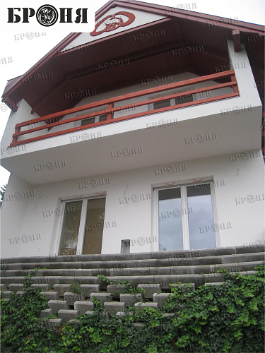 Thermal insulation Bronya on the facade and inside the walls of a private house in Hungary (photo)
