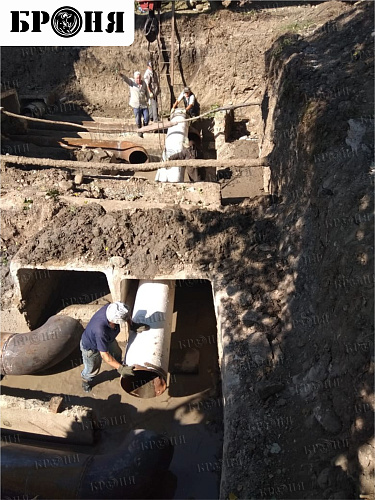 Thermal insulation Bronya on the heat pipe of the municipal unitary enterprise (MUP) of the communal economy of Stavropol (photo)