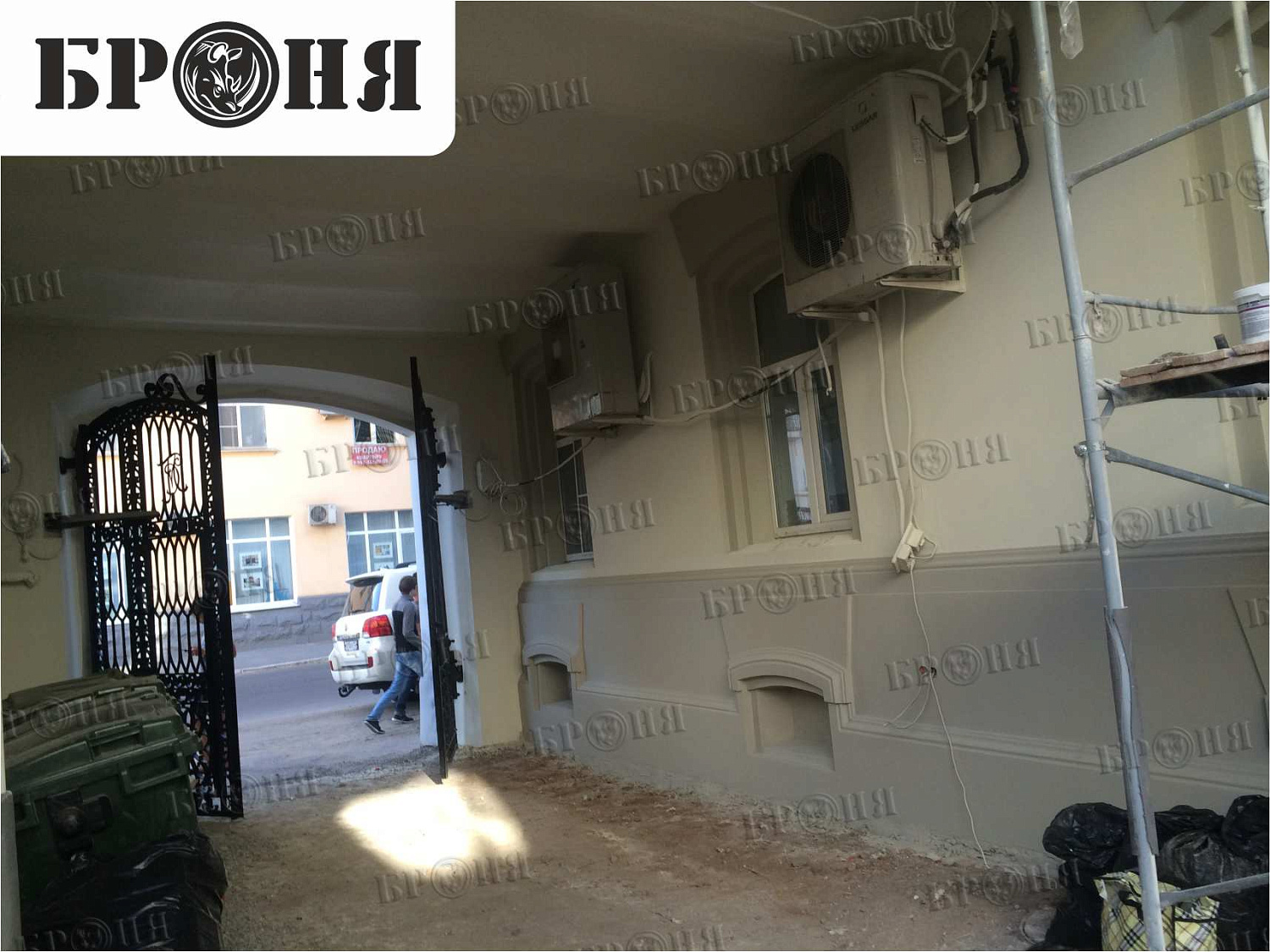 Thermal insulation Bronya on an architecture monument - Bonotel hotel in Astrakhan