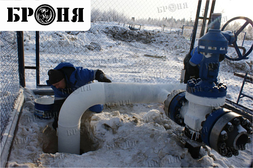 Thermal insulation Bronya with the isolation of the nodes of the oil pipeline of JSC Gazpromneft-NNG, Noyabrsk (photo)