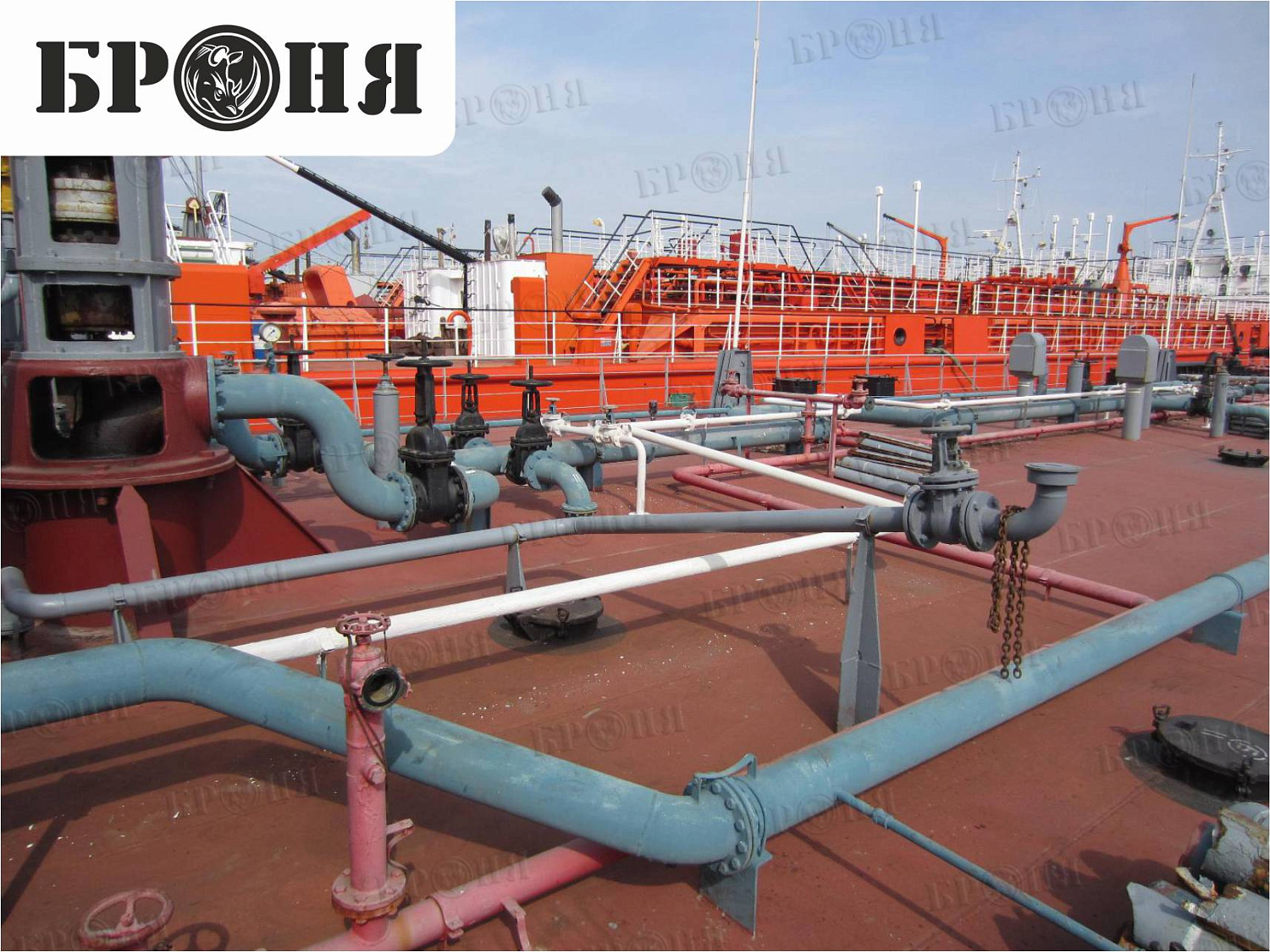 Волгоград, речная баржа