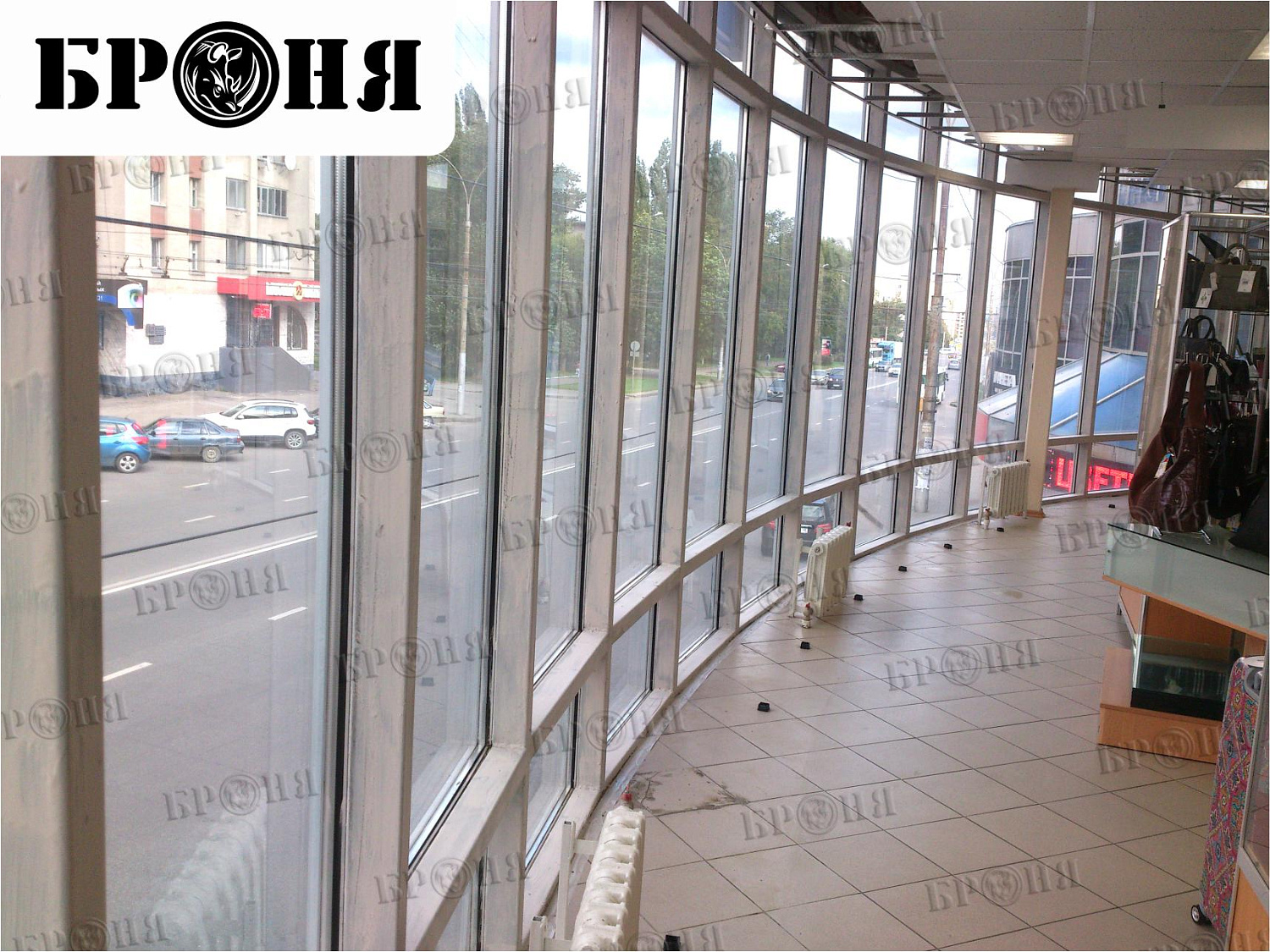 Липецк, металлическая конструкция витража торгового центра