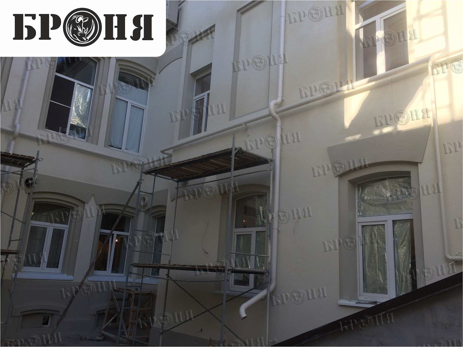 Thermal insulation Bronya on an architecture monument - Bonotel hotel in Astrakhan