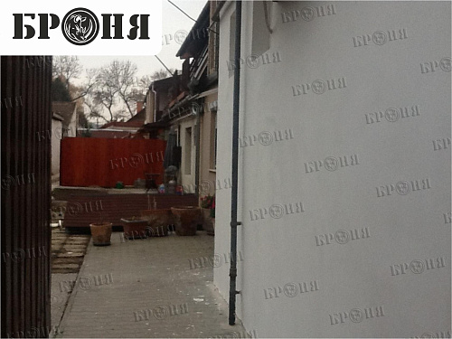 Thermal insulation Bronya on the facade and inside the walls of a private house in Hungary (photo)