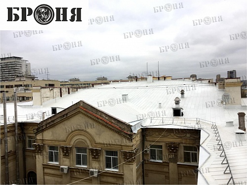 Polymeric Waterproofing Bronya AquaBlock on the roof of the House of Trade Unions, Volgograd (photo)