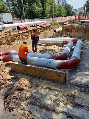 Продолжаются масштабные работы по Тепло гидроизоляции  крупных подземных  теплотрасс в двух районах Концессиями Теплоснабжения Водоснабжения Волгограда (фото и видео)