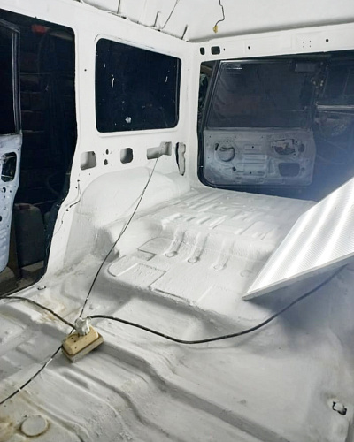 Утепление кузова автомобиля Nissan Safari Y60 с Броня Классик (фото)