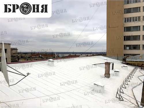 Polymeric Waterproofing Bronya AquaBlock on the roof of the House of Trade Unions, Volgograd (photo)