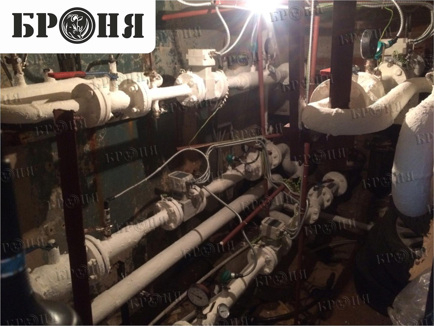 Москва, Теплоизоляция Броня на трубопроводе и тепловом узле многоквартирного дома