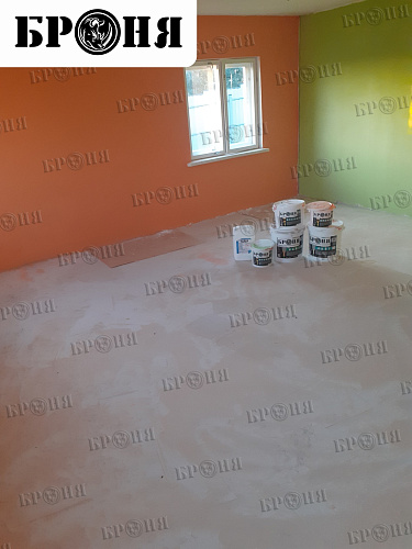 Thermal insulation Bronya on the walls and floor in a private house in Kaluga (photo)