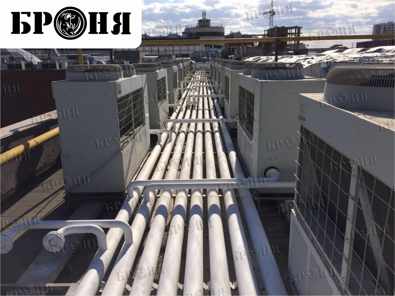 Astrakhan, chiller pipeline of the air conditioning system at the "Alimpic" shopping center