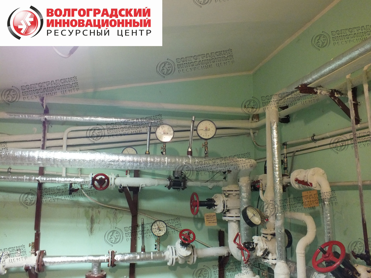 Ulyanovsk, elevator unit of the "Pyatoe Solntse" (Fifth Sun) entertainment center