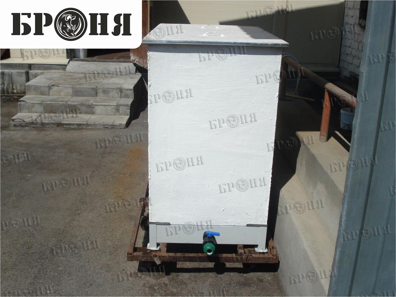 Bronya Thermal Insulation of a Stainless Steel Water Heater Tank at Khlebnash LLC (Volzhsky)