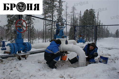 Thermal insulation Bronya with the isolation of the nodes of the oil pipeline of JSC Gazpromneft-NNG, Noyabrsk (photo)