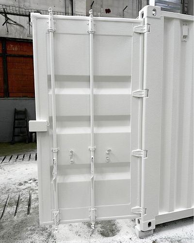 Application of "Bronya Classic NF" and "Bronya Thermohydroplast" Coatings in Industrial Production of Pre-Insulated Marine Containers, Bratislava, Slovakia (photos)